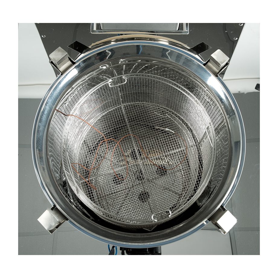 PHCbi MLS-530L_inside_with_baskets_with_object_temp.sensor.jpg
