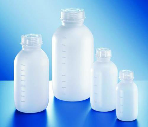 [9073345] Bottles, medium neck, HDPE, gr aduated, with PP ca