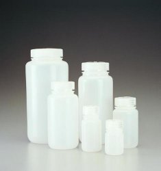 Wide neck bottles,PE-HD,with screw cap cap. 250 ml