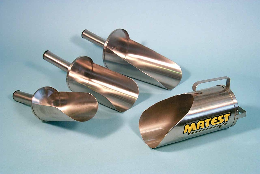 [2378590] Stainless steel scoop 5 kg of concrete